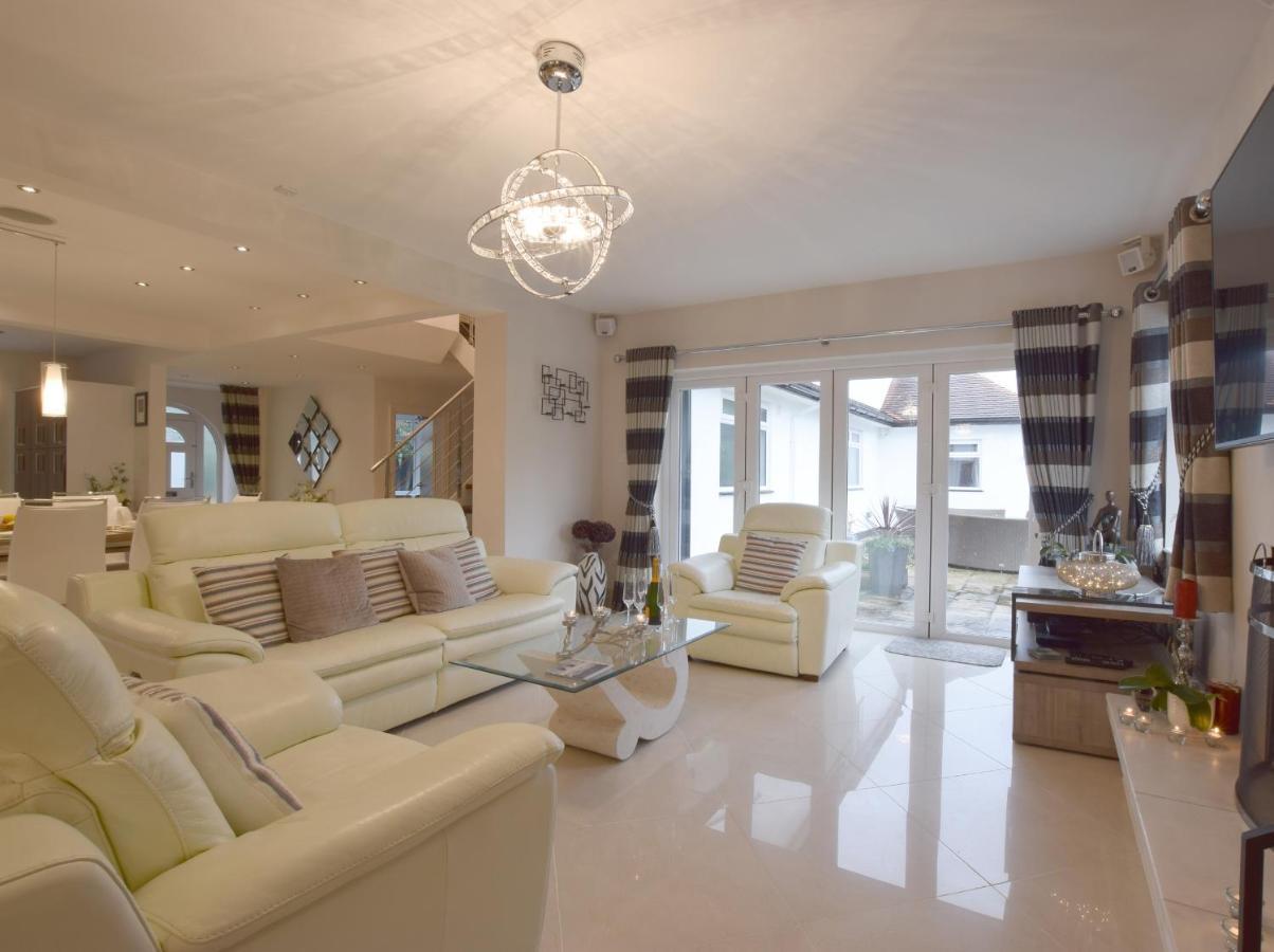 Solway Villa Chester Exterior photo