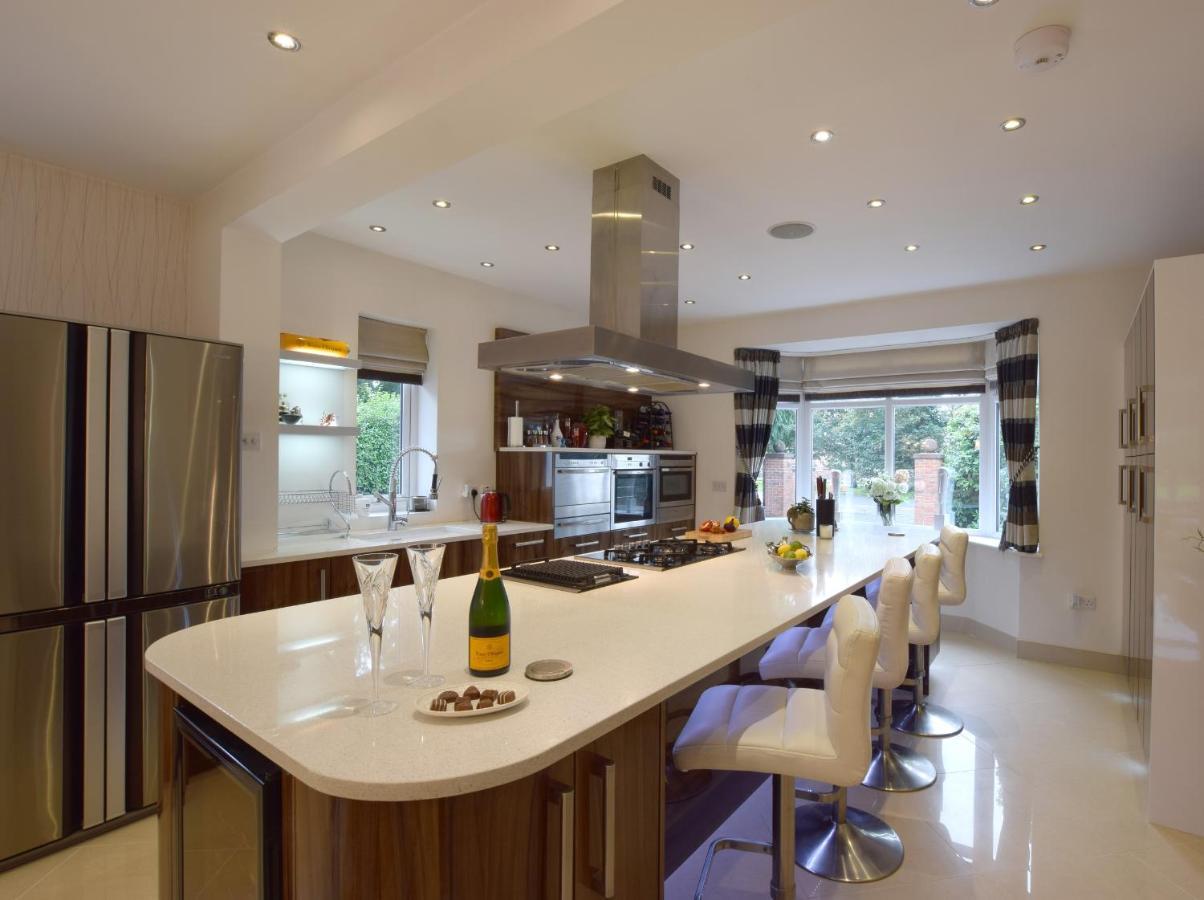 Solway Villa Chester Exterior photo