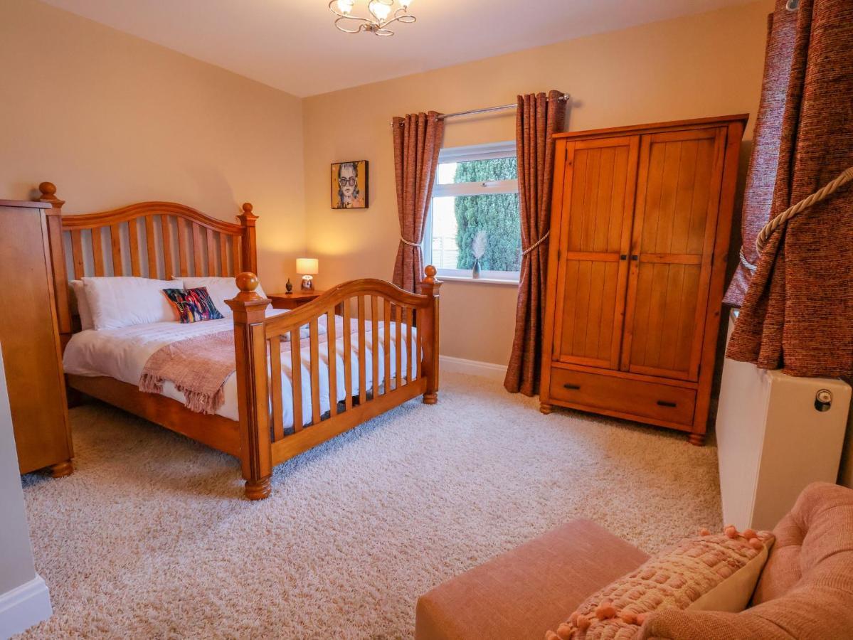 Solway Villa Chester Exterior photo